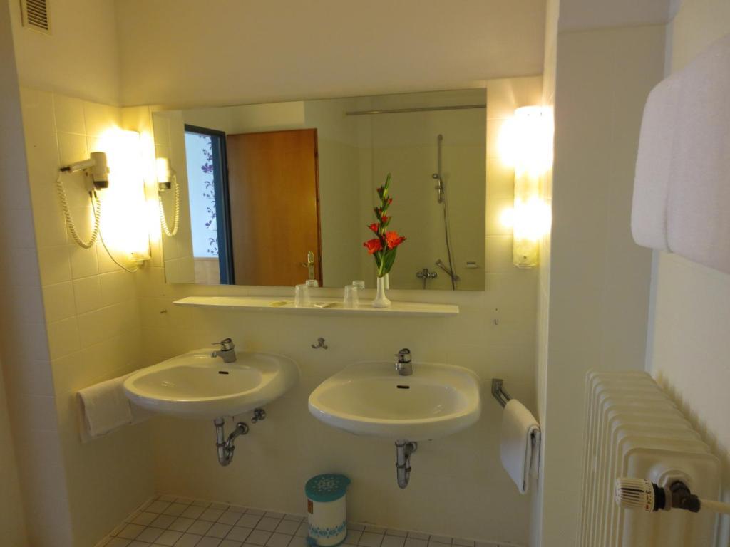 Hotel Krone Traisen Habitación foto